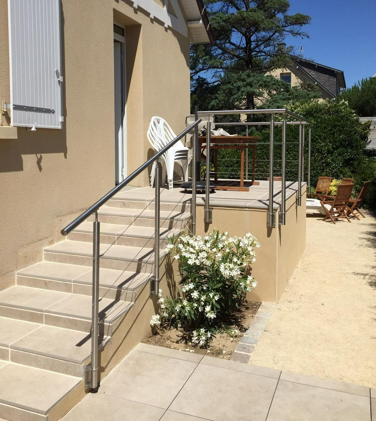 Garde-corps d'escaliers extérieurs