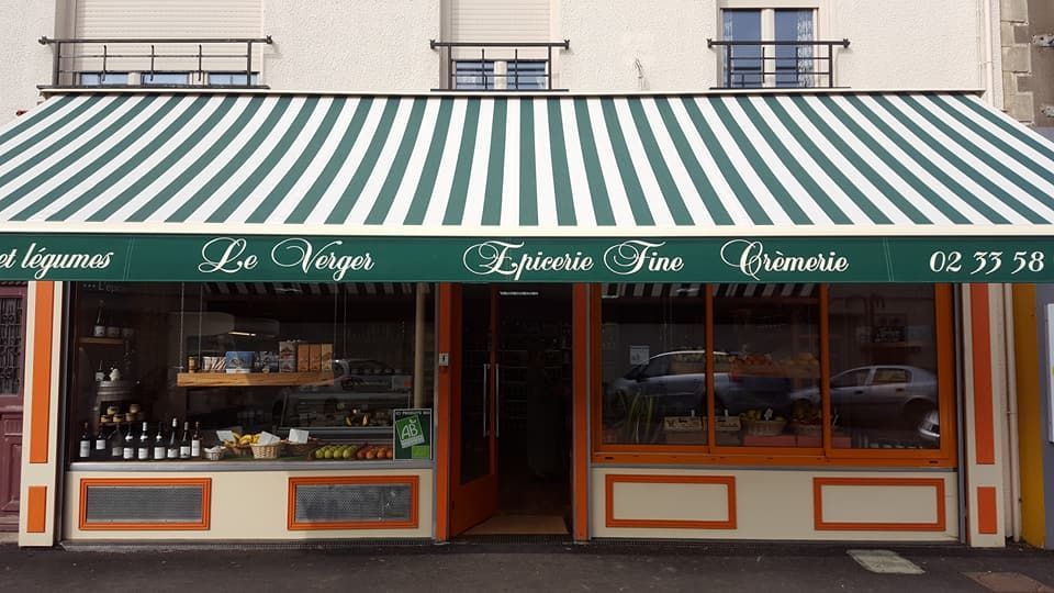 Store banne d'une épicerie fine