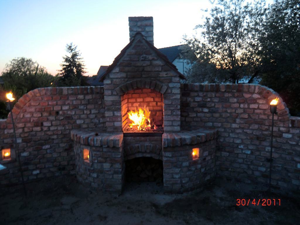 Steingrill bei Nacht