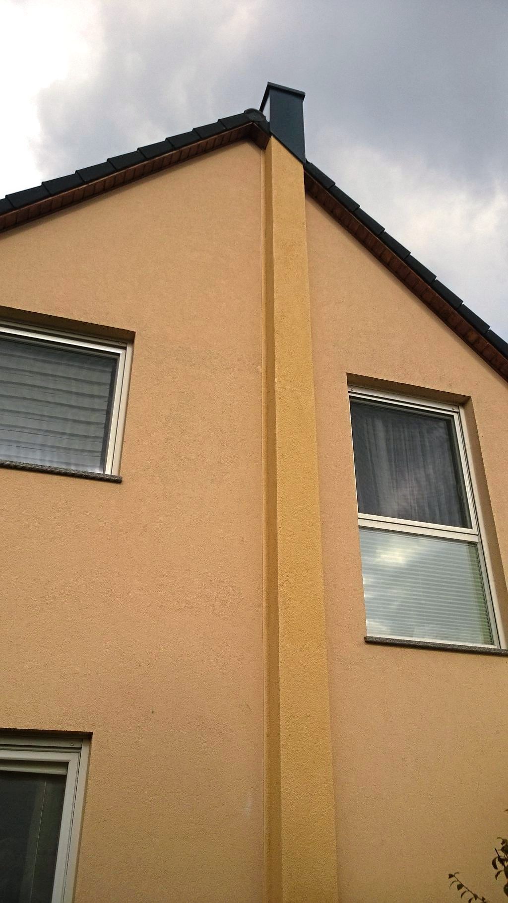 Fassade mit Schachtsystem