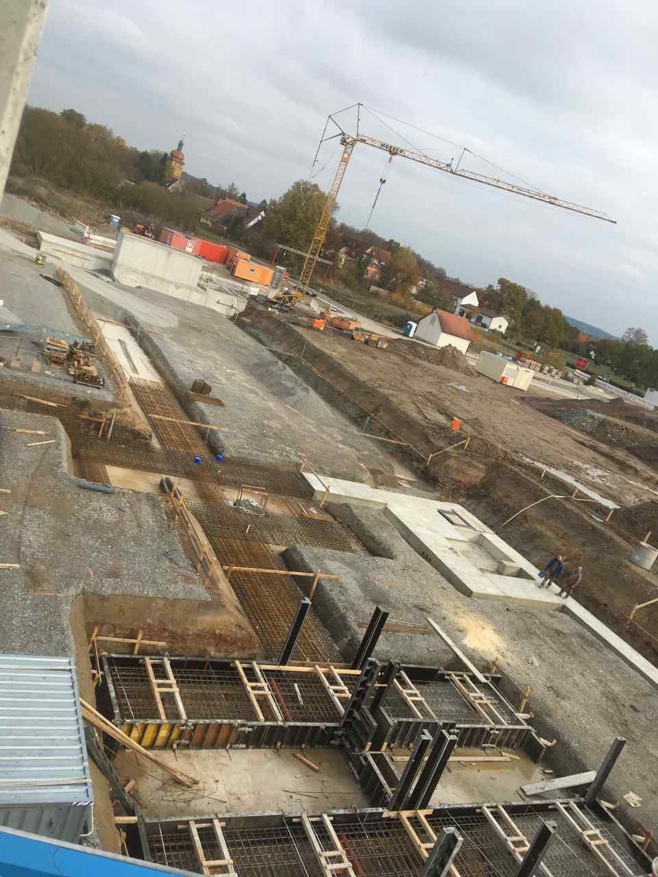 Bau-Eisen GmbH, Baustelle mit Erdarbeiten