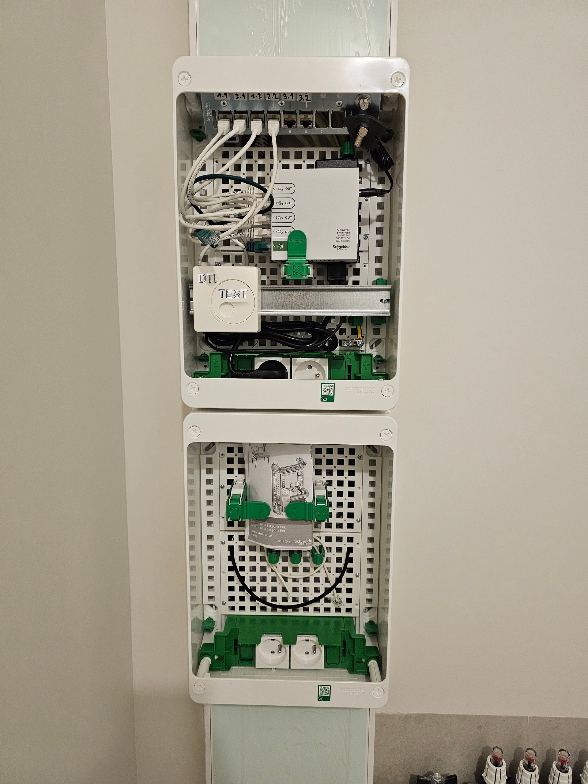 Boîtier de raccordement Schneider