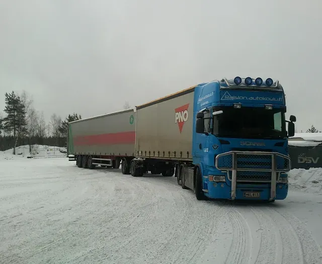 Acce Kuljettajakoulutus Oy