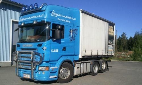 Acce Kuljettajakoulutus Oy