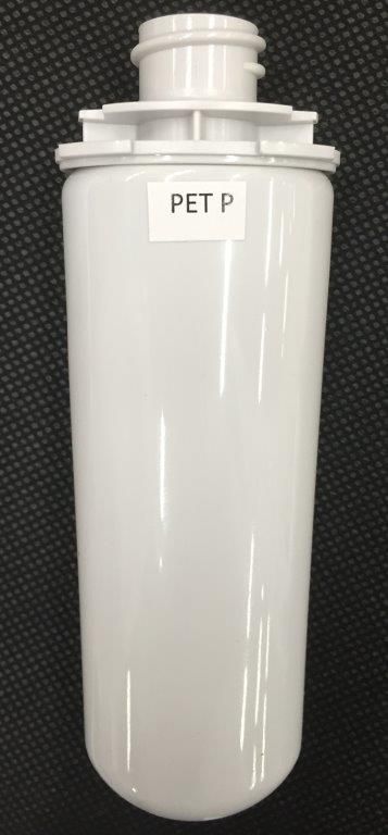 Bouteille en plastique PET blanc avec bouchon à vis portant l'inscription « PETP »