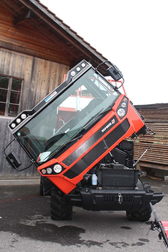 Landmaschinen Werkstatt Garage - Willener Rudolf GmbH in Schwanden Sigriswil