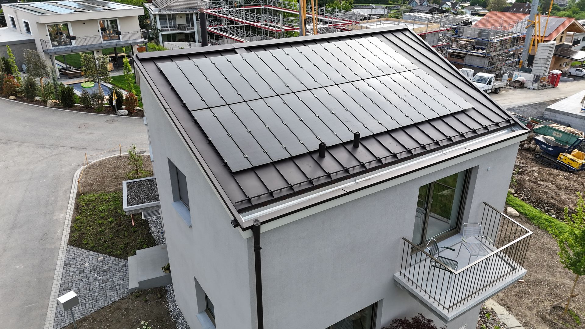 müggler spenglertechnik gmbh – Solaranlage auf einem Dach