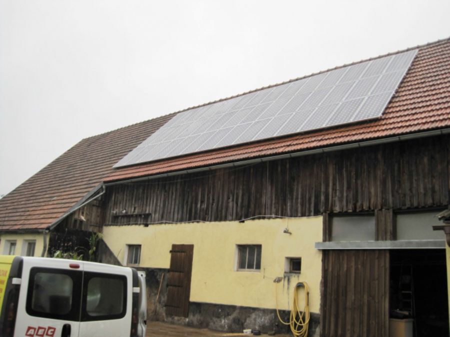 Photovoltaikanlage auf einem Dach