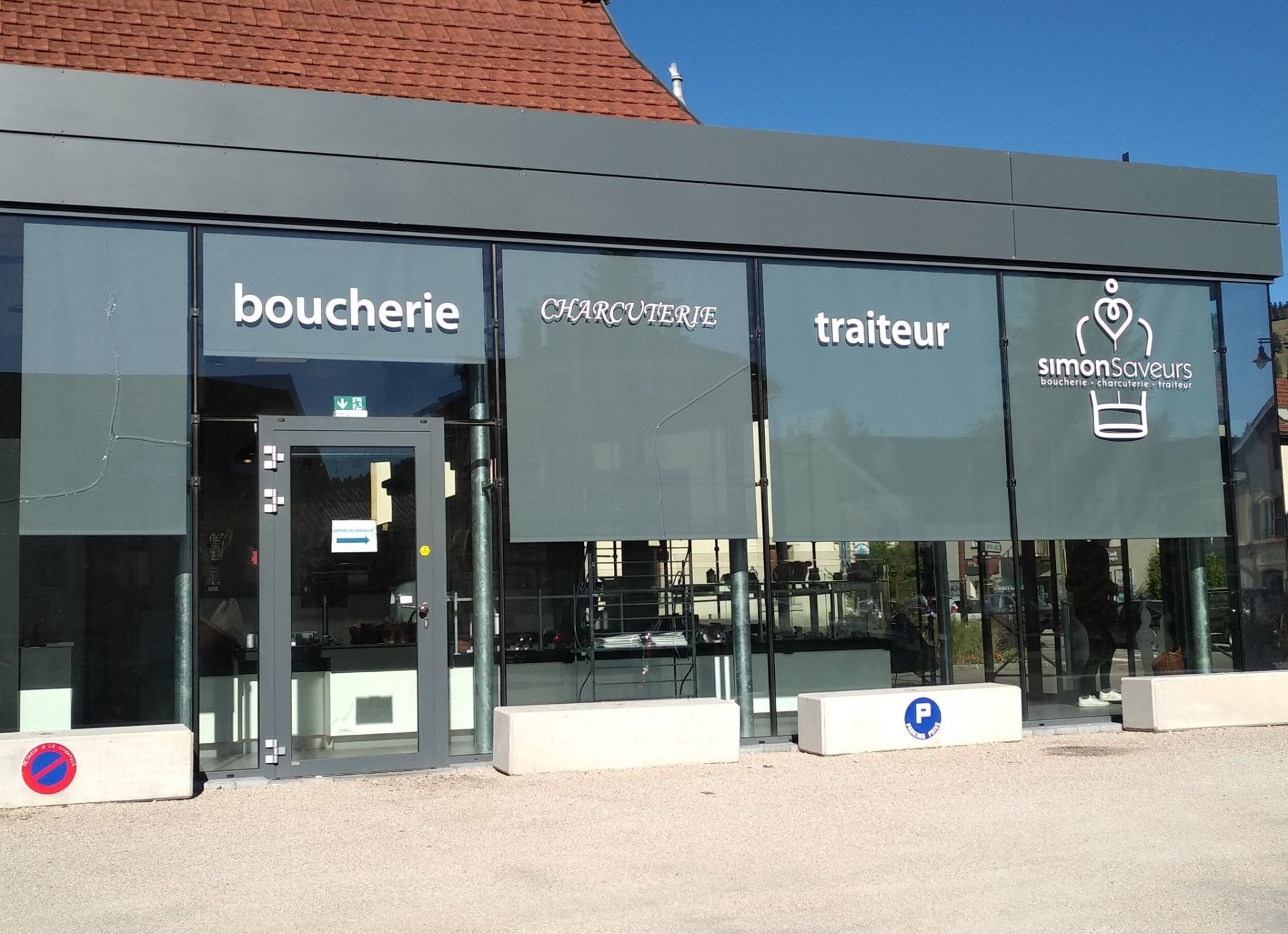 Pose de stores extérieurs