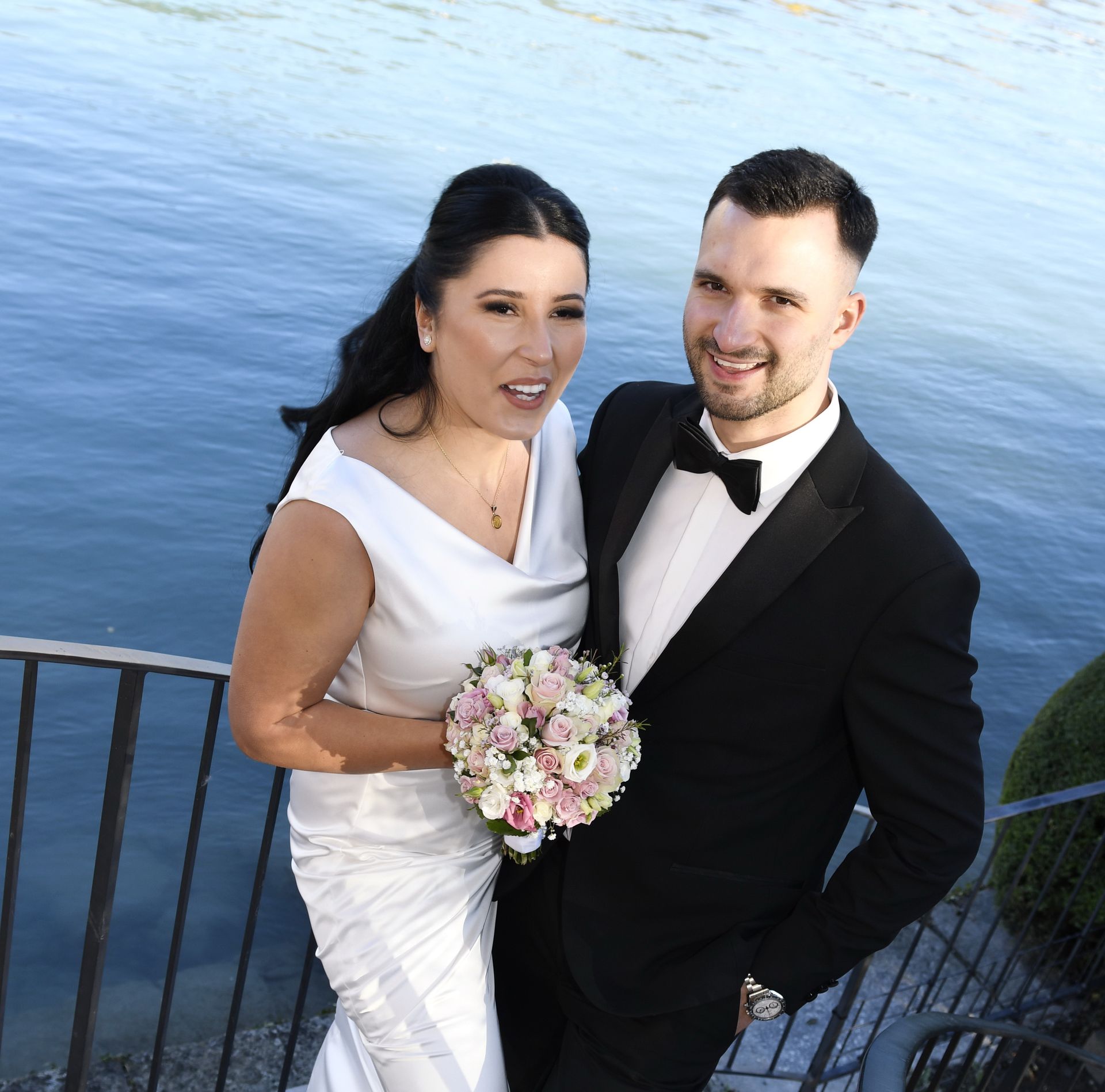 Brautpaar während einer Hochzeitsreportage am Thunersee in Thun