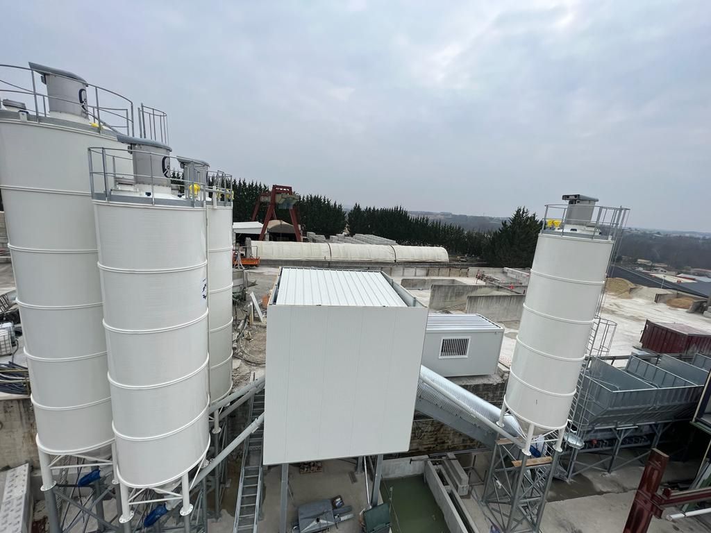 Vue de centrale à béton