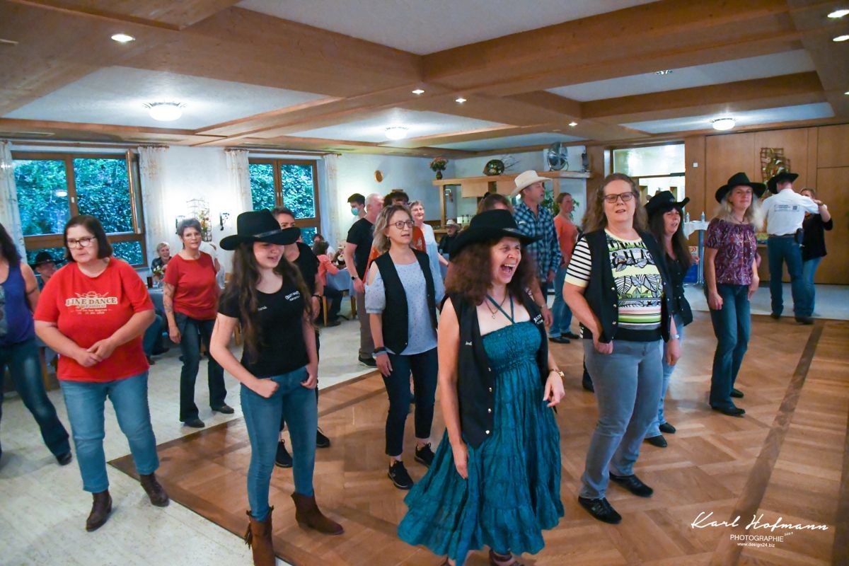 Entertainment Business for U.S. Country Music – Country-Event