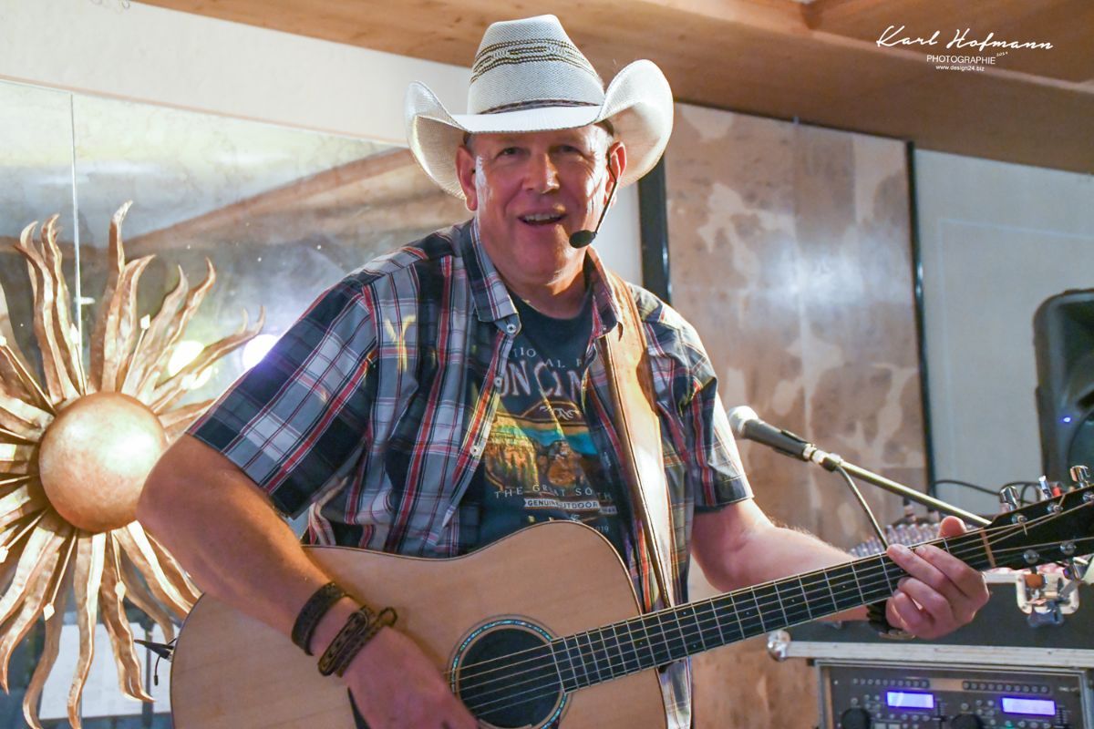 Entertainment Business for U.S. Country Music – Country-Event