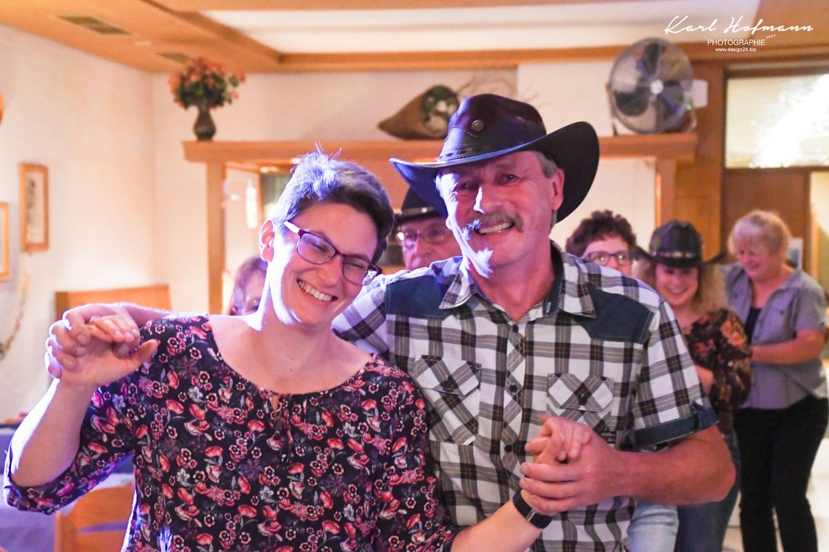 Entertainment Business for U.S. Country Music – Country-Event