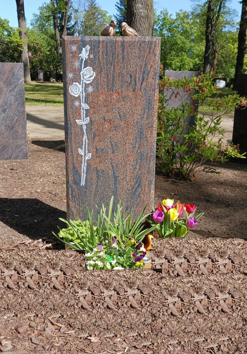 Grabsteine, Grabtafel Steinmetzbetrieb Riech