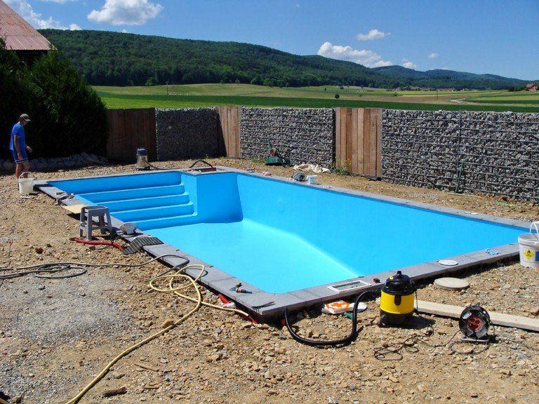 Construction d'une piscine enterrée