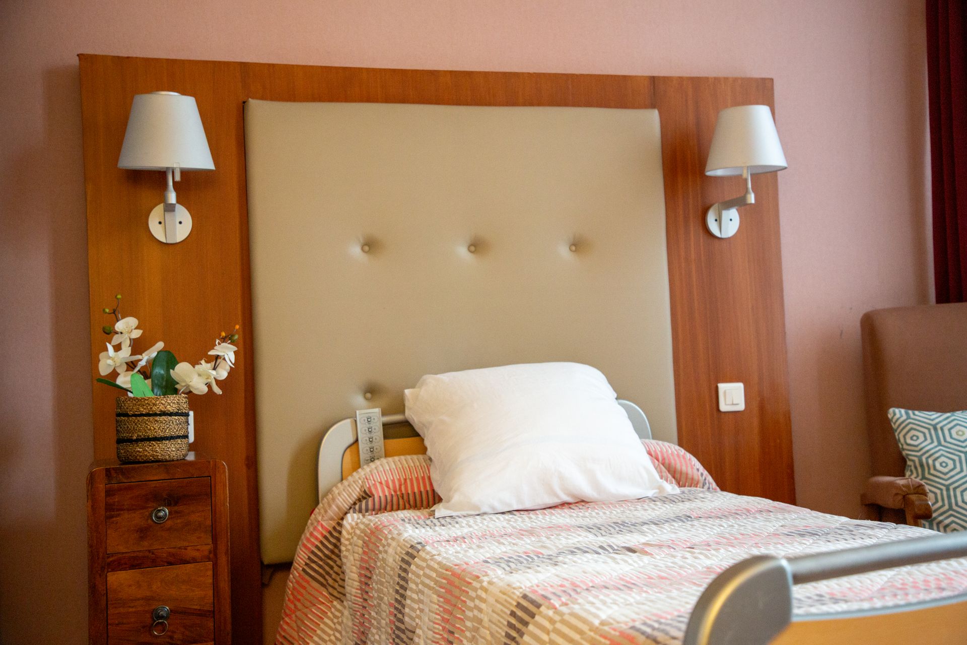 Chambre résidence Jeanne d'arc, tons roses