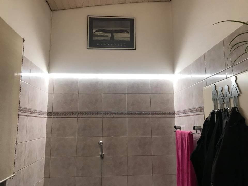 LED-Badbeleuchtung – Lotti & Ci. SA