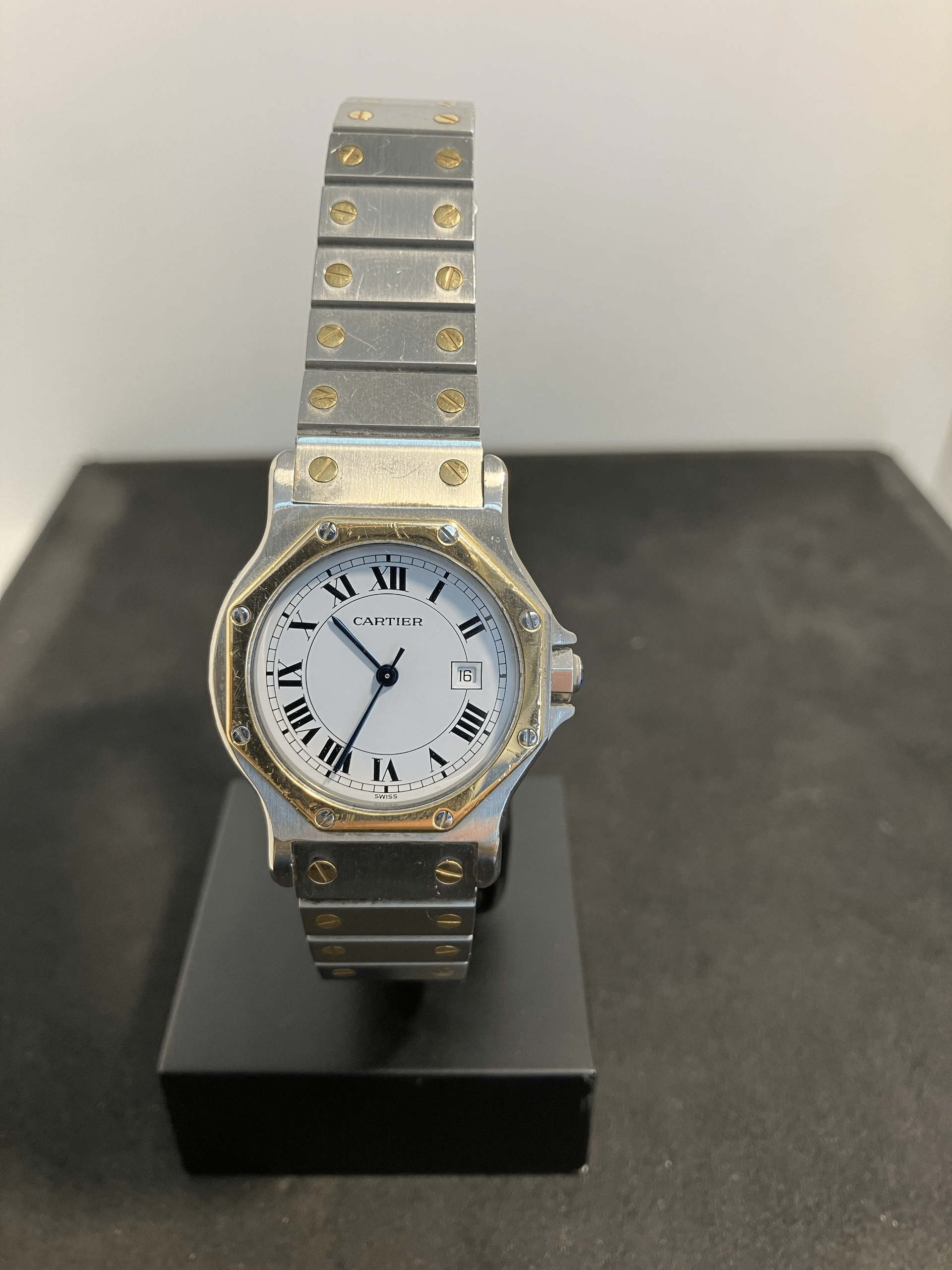 Montre Cartier en acier et en or.