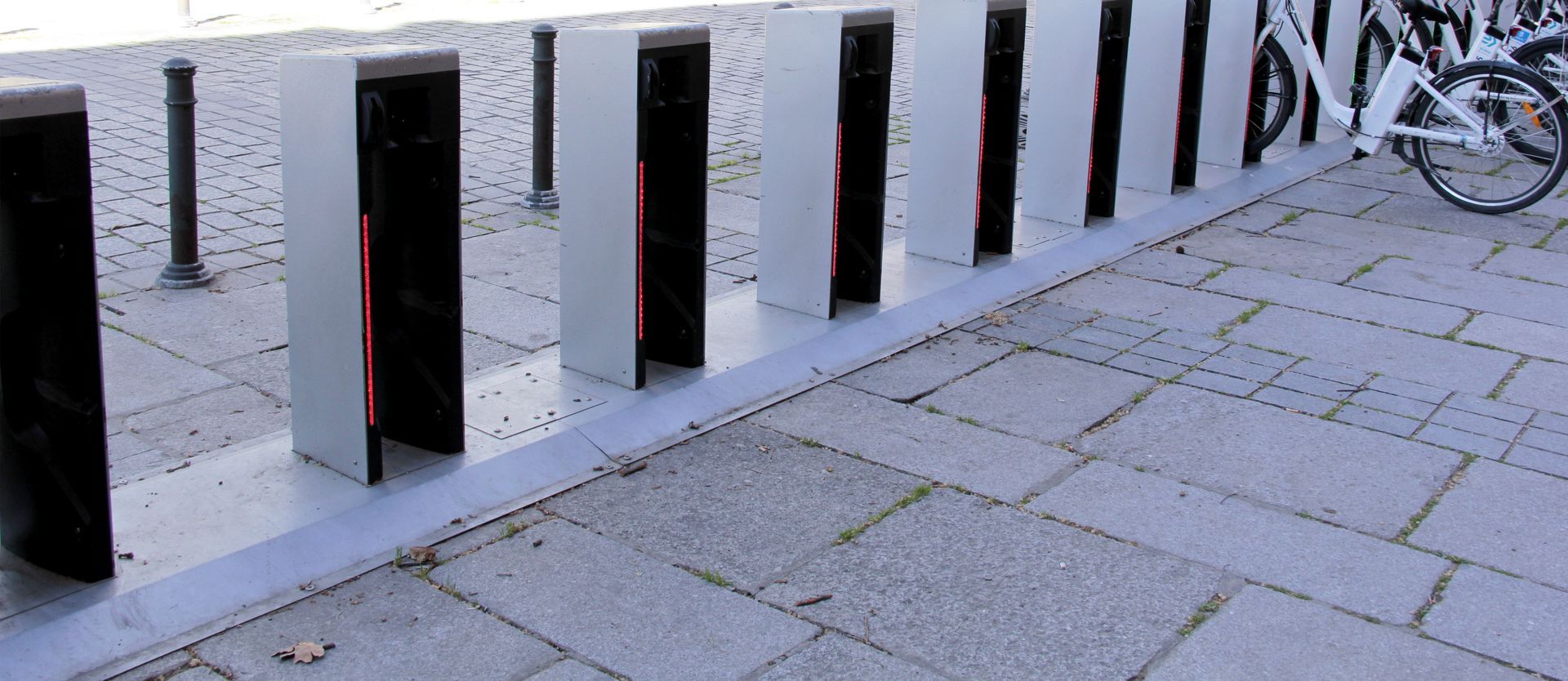 Borne de recharge électrique pour vélo