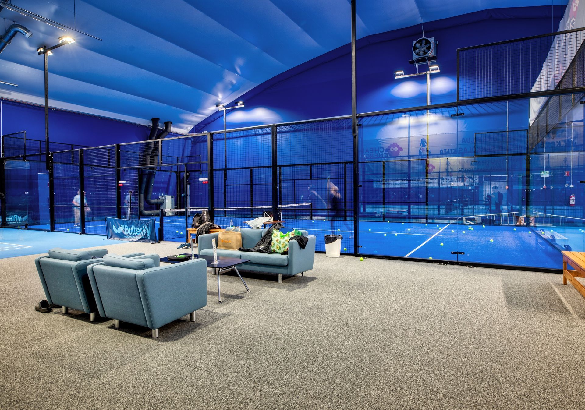 Padel kenttä