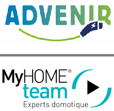 Logos pour Advenir, avec un logotype bleu et vert et une icône de prise électrique, et pour l'équipe MyHOME, avec du texte et un bouton de lecture.