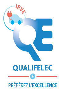 Logo Qualifelec avec une icône de voiture électrique, le texte  IRVE  au-dessus et le slogan  PRÉFÉREZ L'EXCELLENCE  en bas.