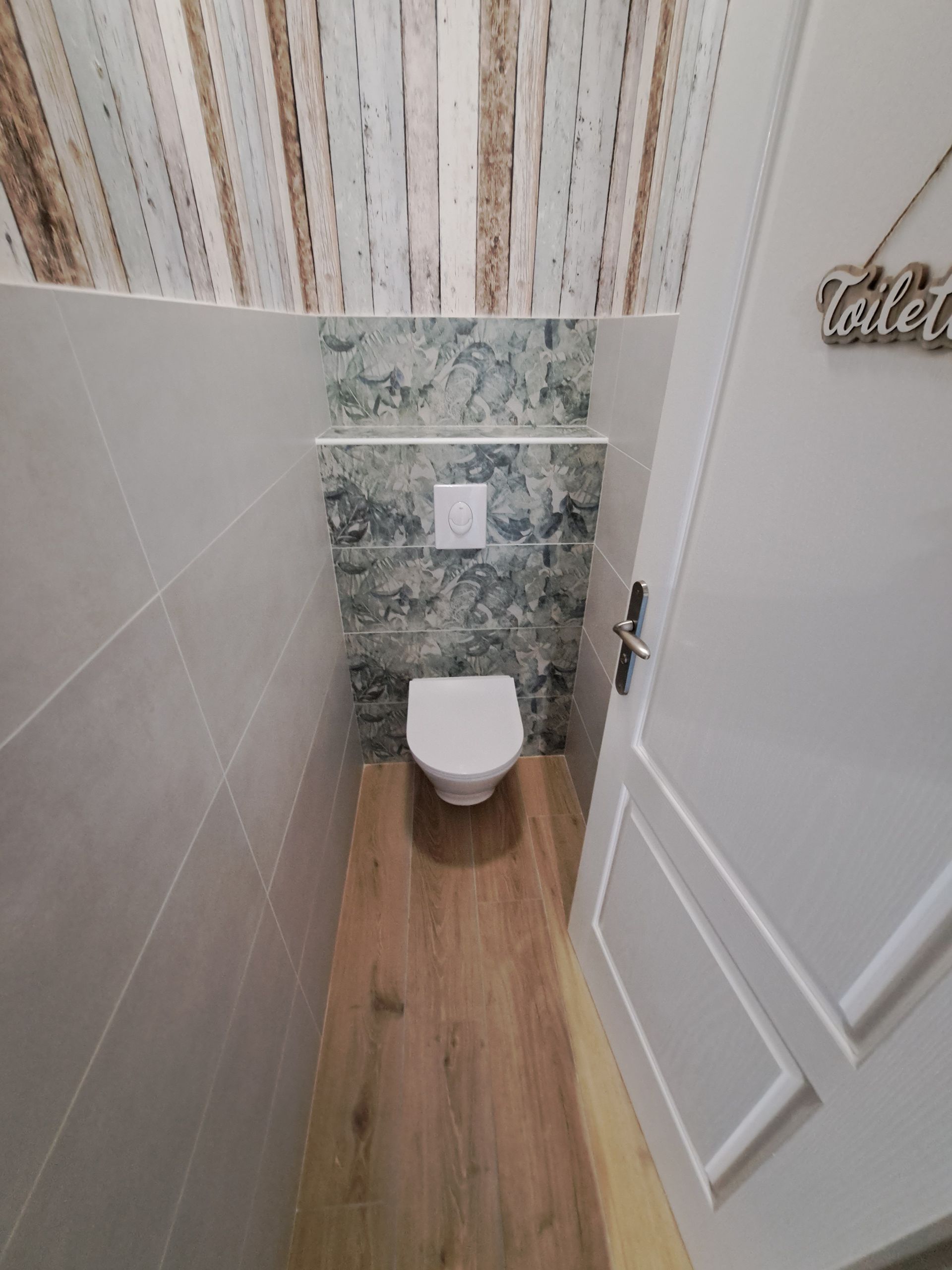 toilettes rénovées