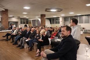 Pubblico presente a un evento de La Lombardia che Vorrei in sala conferenze a Varese