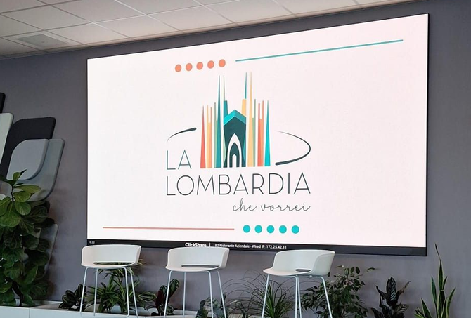 Presentazione de La Lombardia che Vorrei con logo proiettato su grande schermo