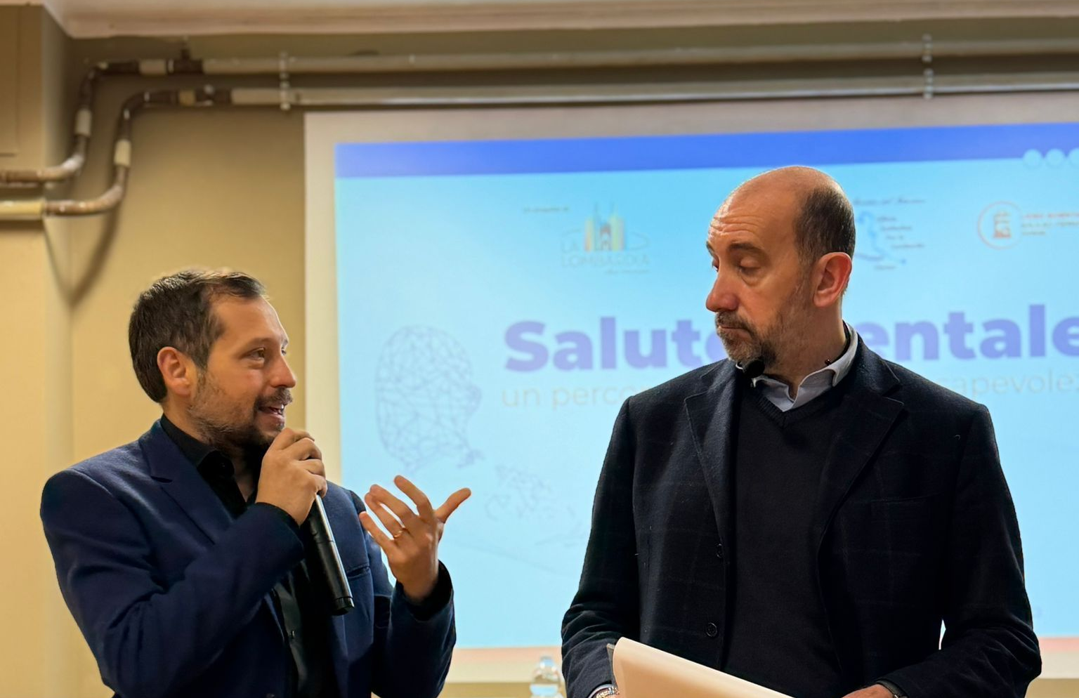 Due relatori durante un evento de La Lombardia che Vorrei sul tema salute mentale a Varese