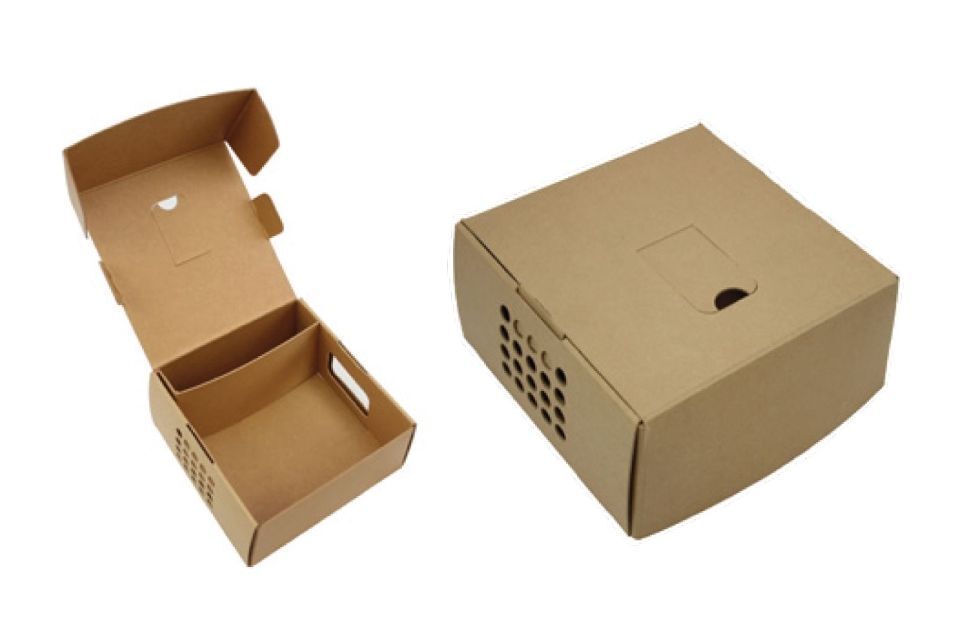 PAKA Glashütter Pappen- und Kartonagenfabrik GmbH Spezialtiertransportboxen mit Platz für medizinische Apparate