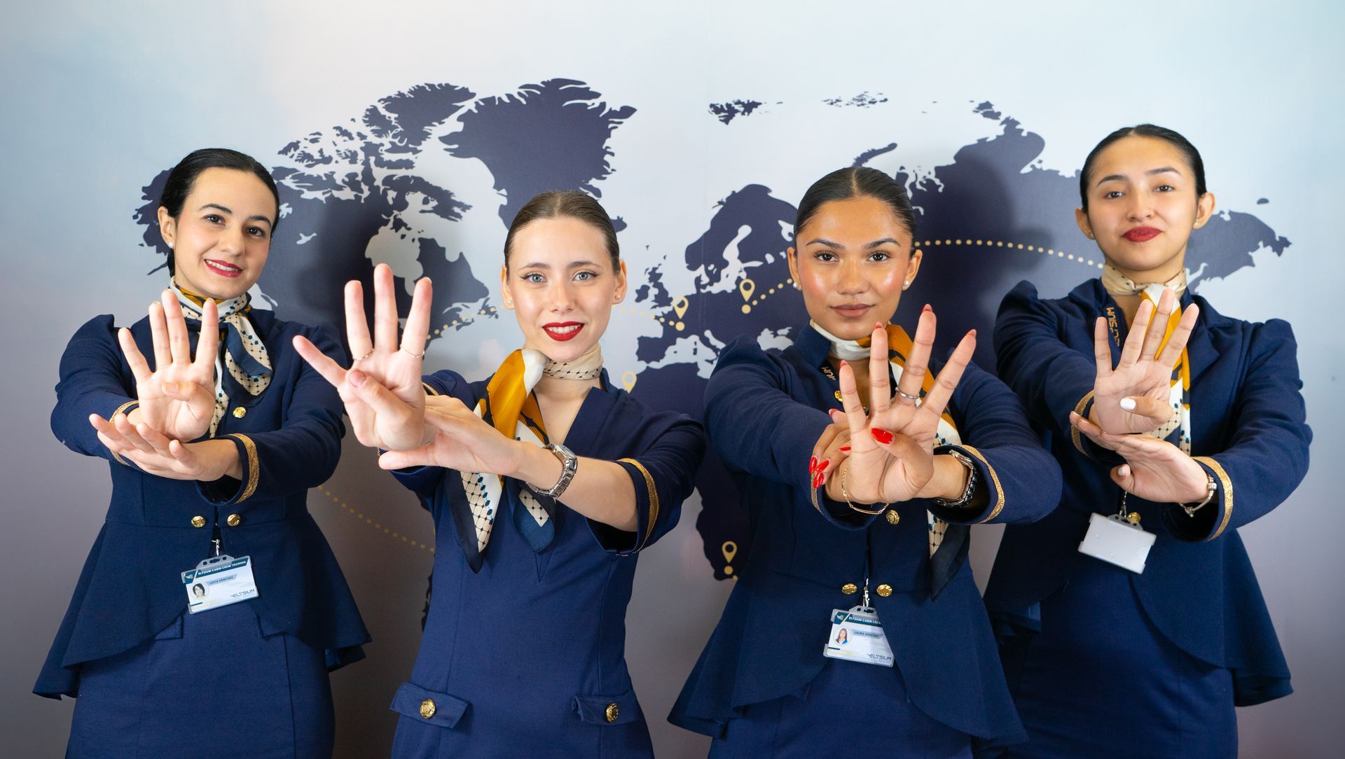 imagen escuela auxiliares de vuelo