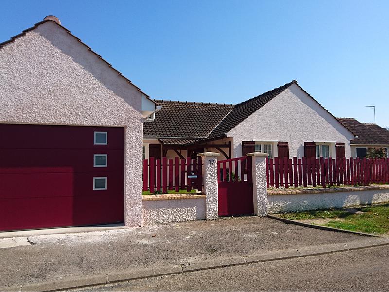 Porte de garage et portail en aluminium