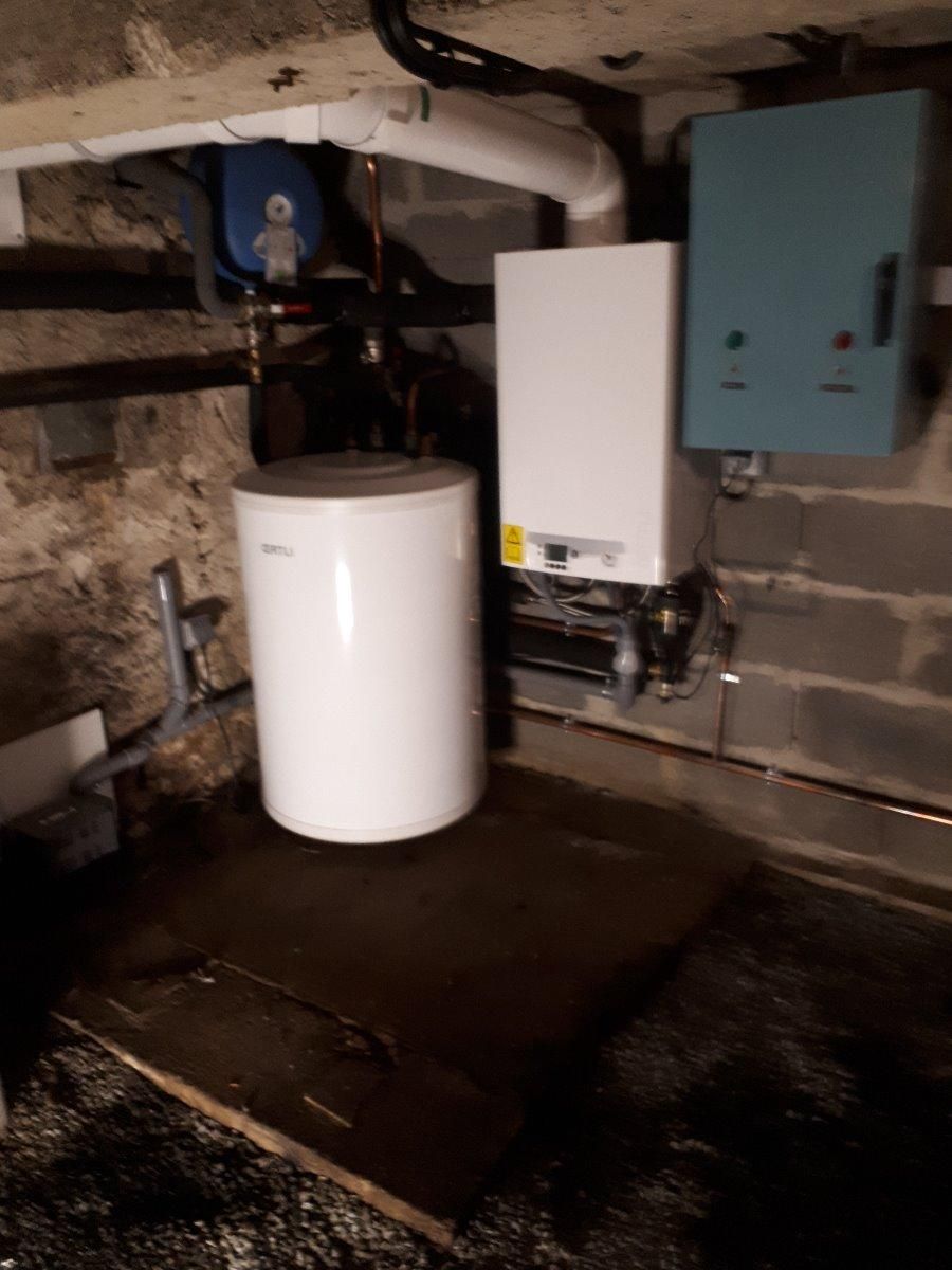 Chaudière dans un sous-sol