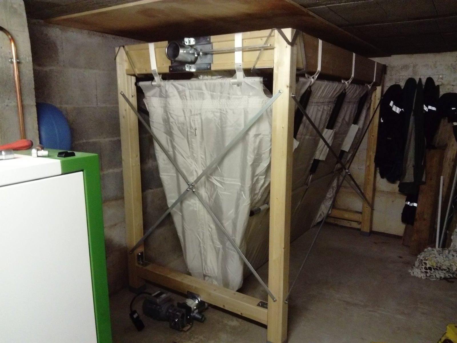 Silo à granulés en textile avec ossature bois