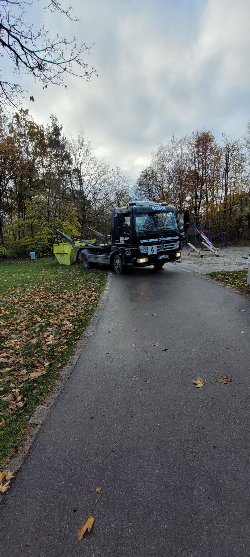 Gmach LKW mit Containern
