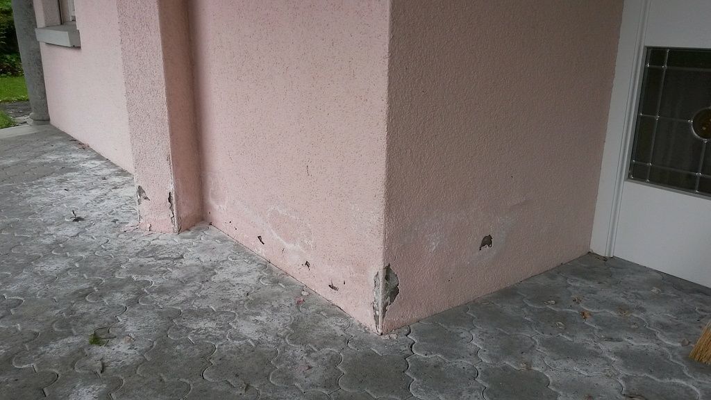 01 Schaden aufsteigende Feuchtigkeit