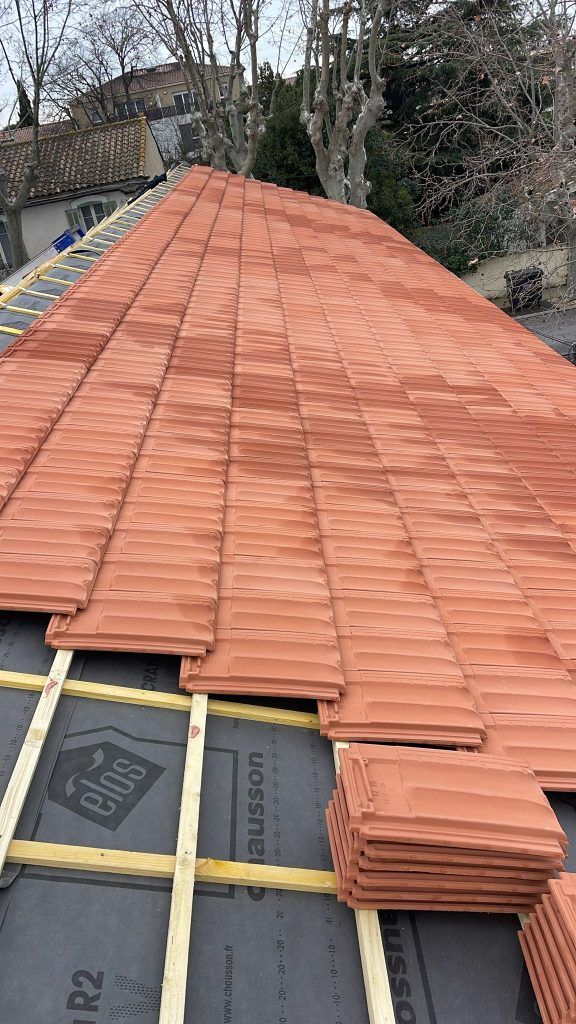 Rénovation complète d'une toiture en tuiles