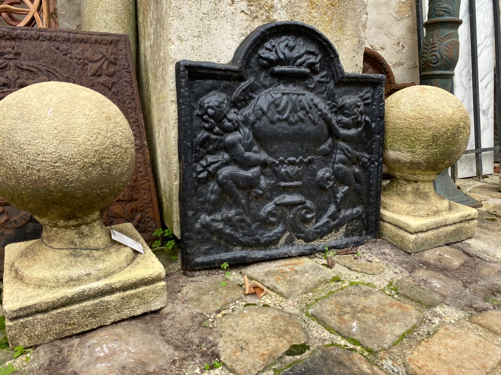 Plaque de cheminée en fonte