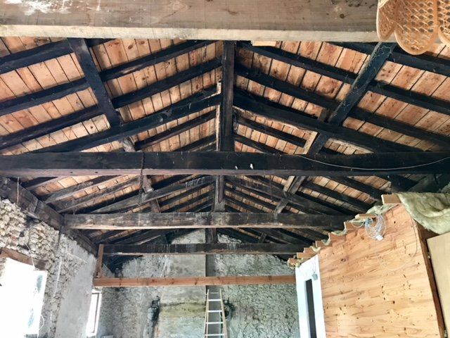 Avant, poutres - Réhabilitation d'un étage en type loft