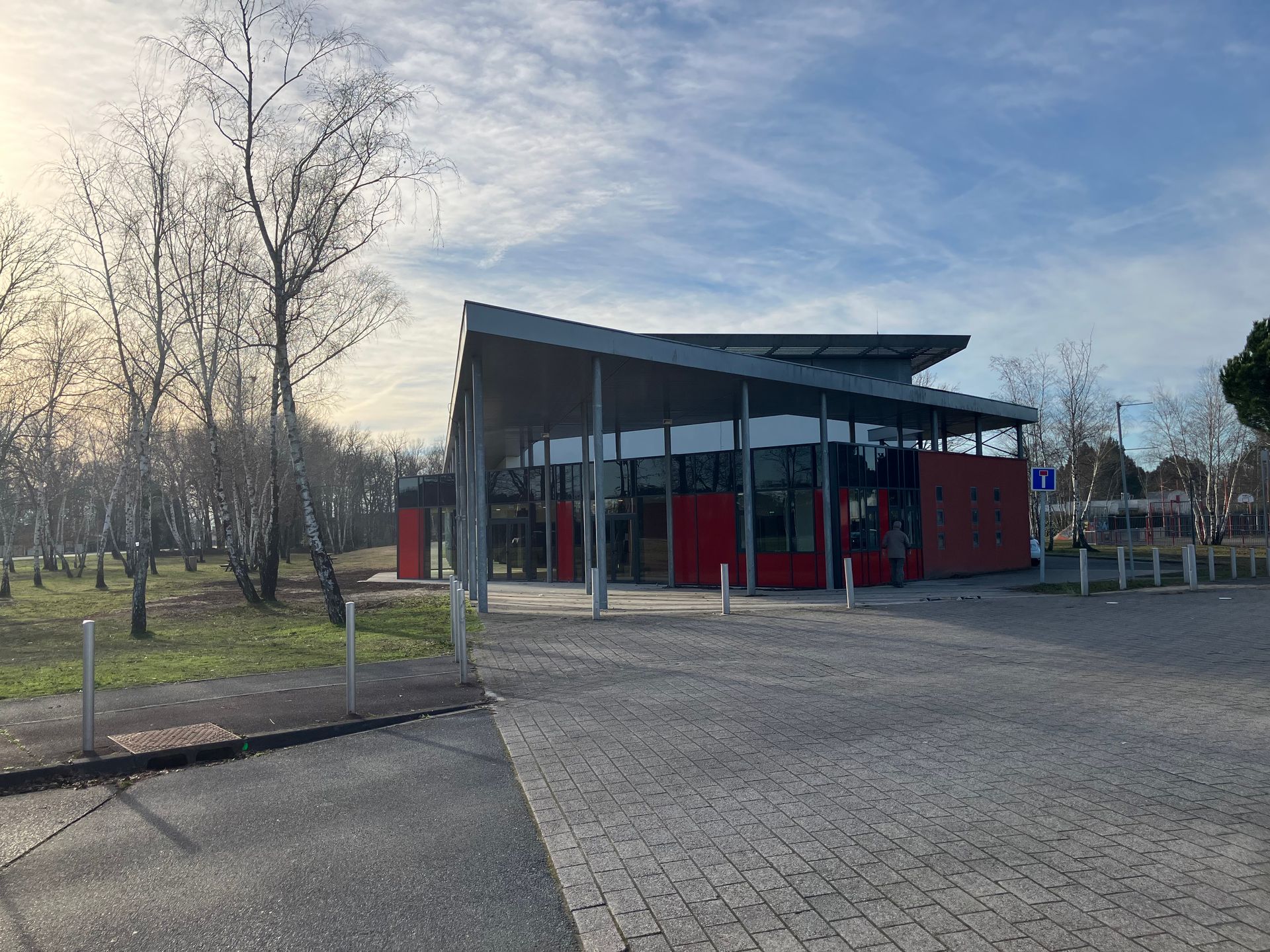 Vue extérieure du nouveau hall d'accueil de La Caravelle Marcheprime