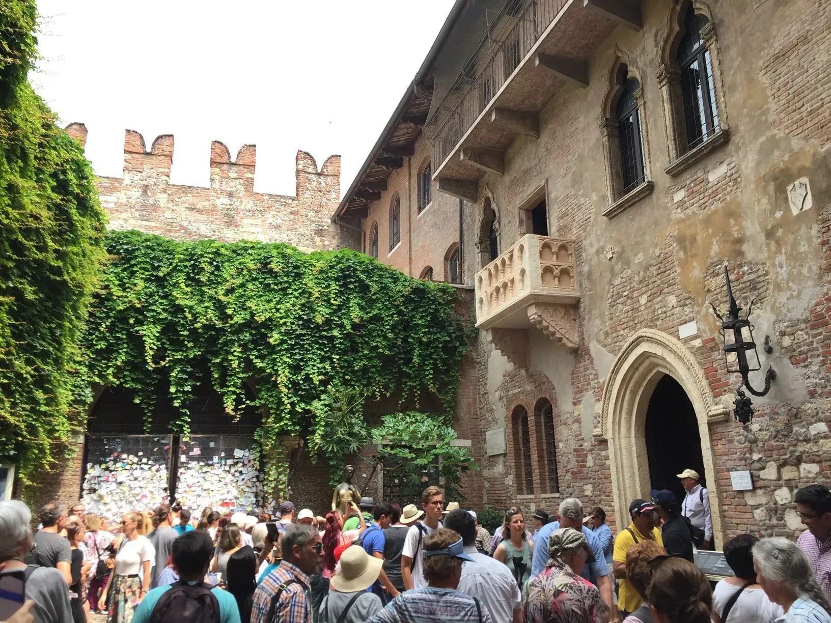 Käfer Carreisen GmbH