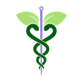 Serpiente verde enroscada alrededor de un bastón morado con alas verde claro, que se asemeja a un símbolo médico.