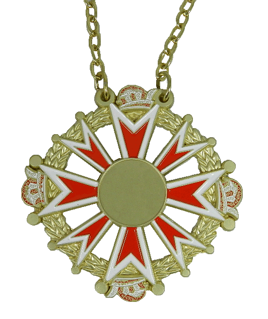 Eine goldene Halskette mit einem rot-weißem Kreuz darauf