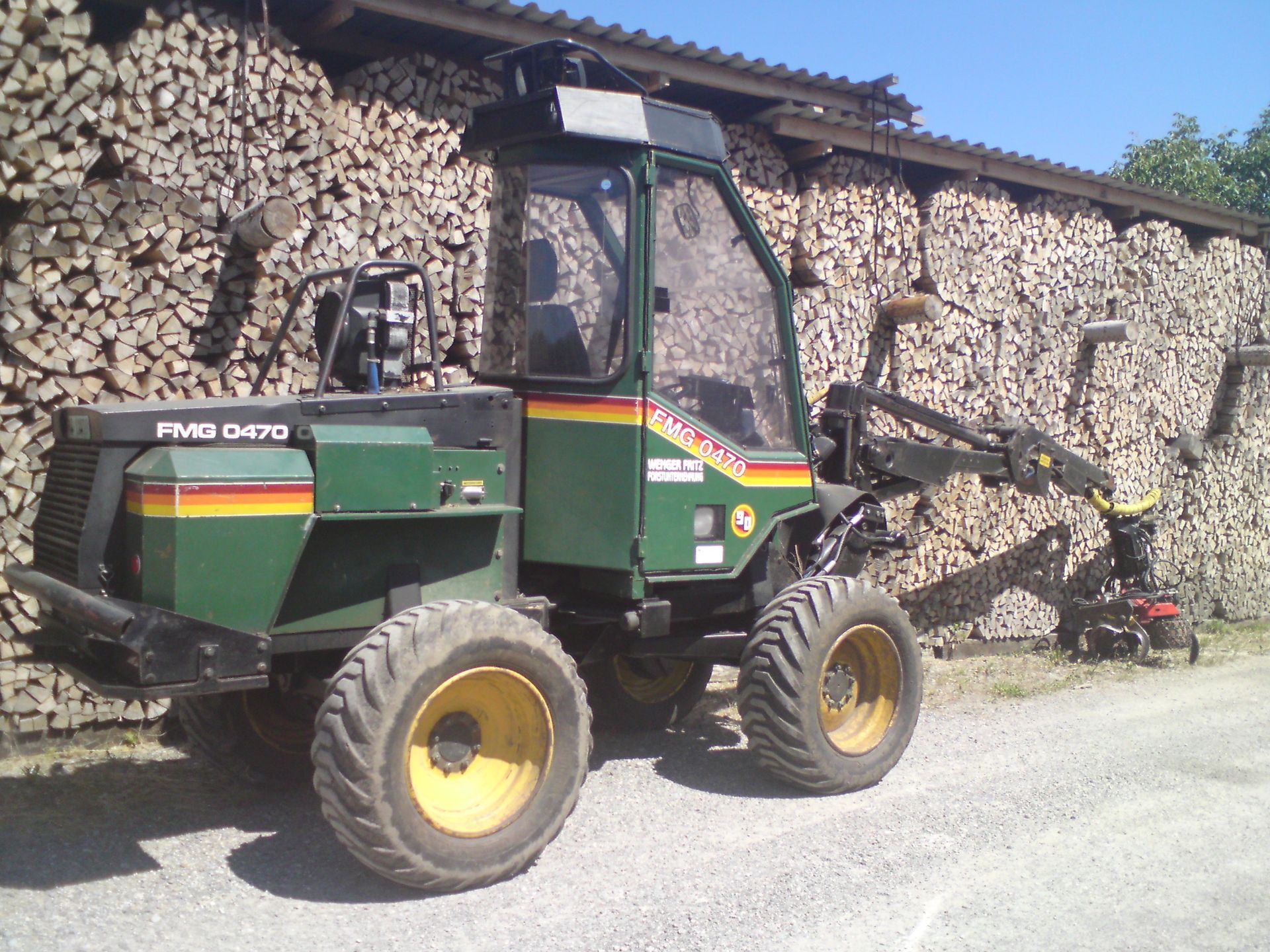 Traktor - Wenger Fritz Forstunternehmen