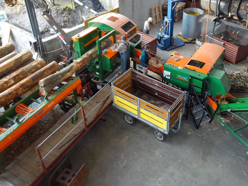 Spaltmaschine - Wenger Fritz Forstunternehmen