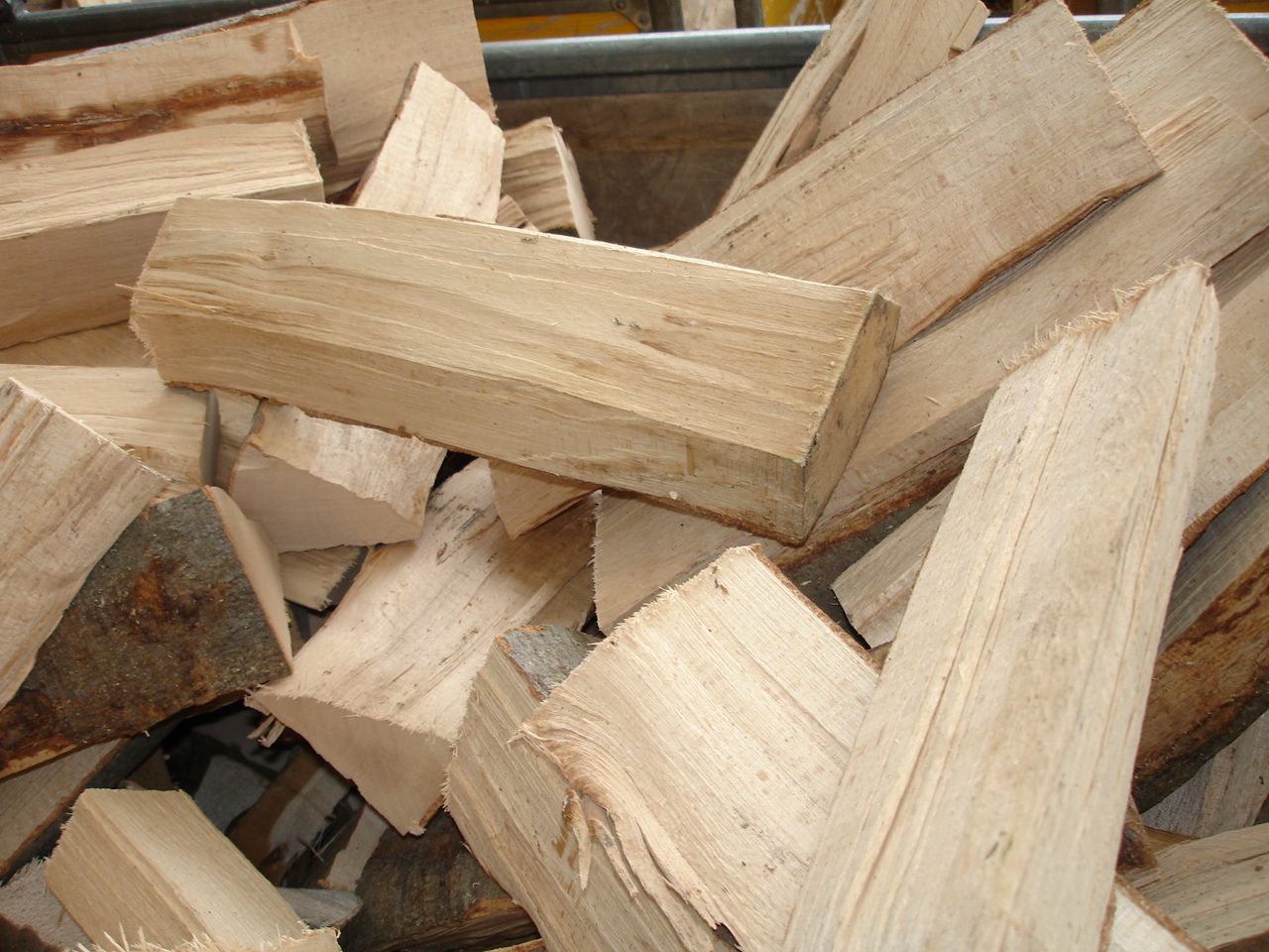 Brennholz - Wenger Fritz Forstunternehmen