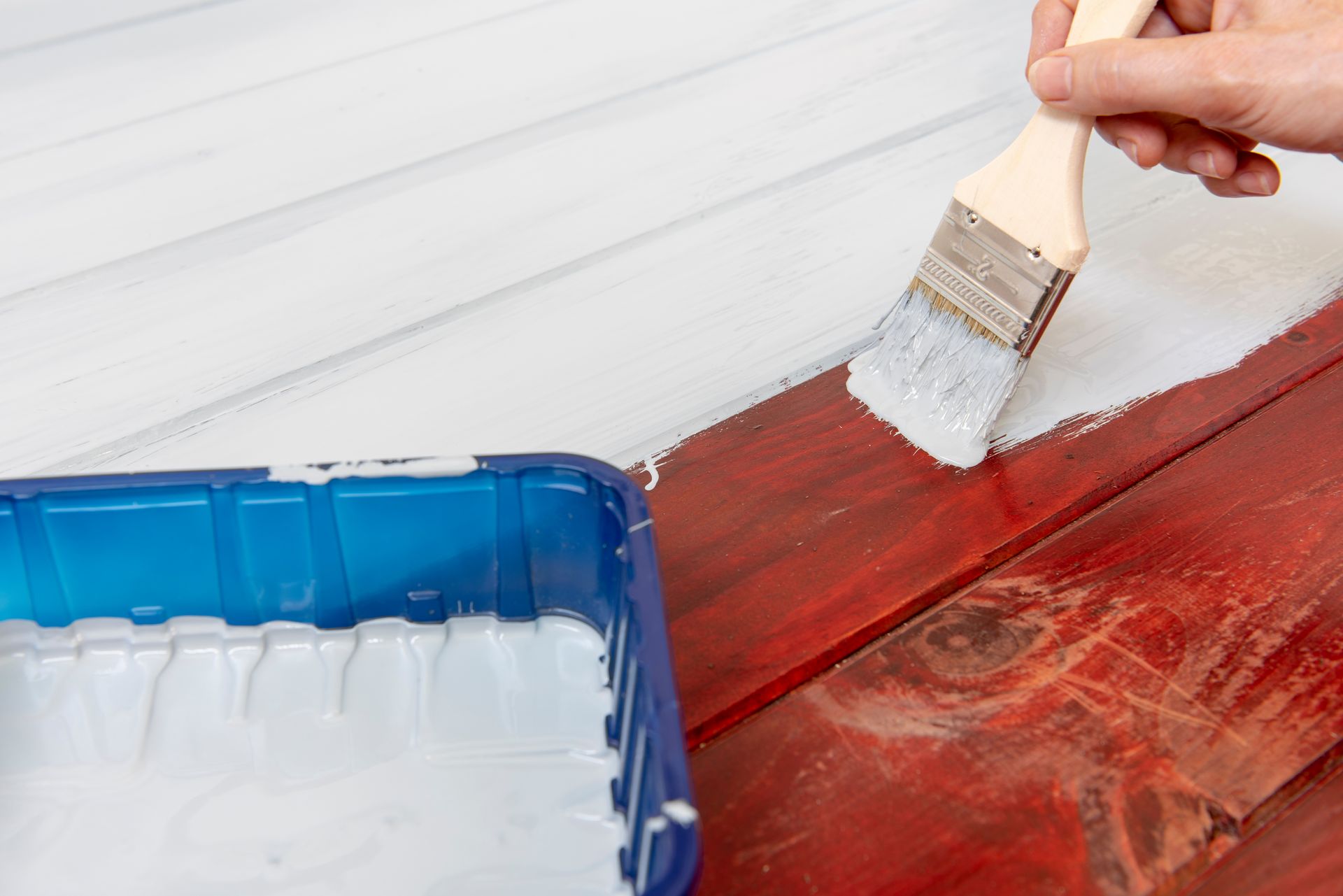 Peinture sur un parquet