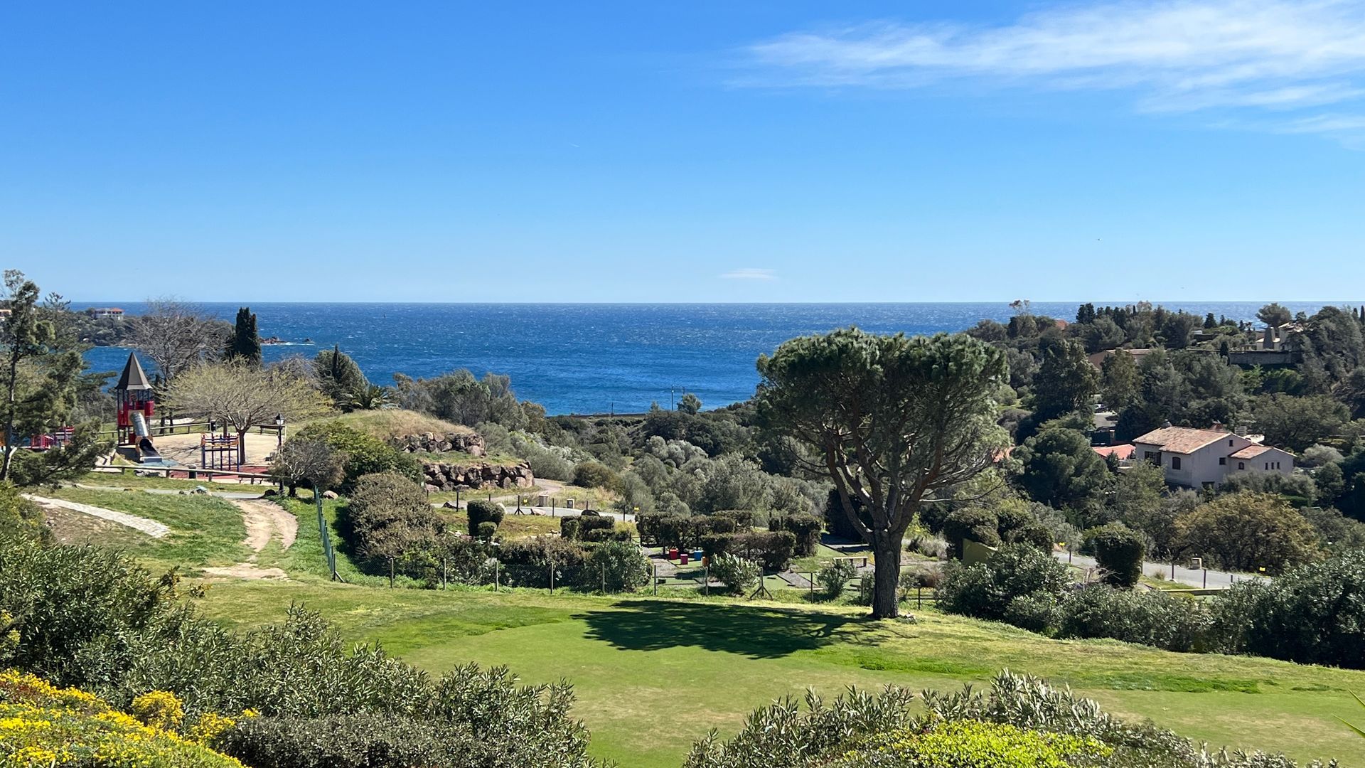 cap esterel location vacances sejour mer
